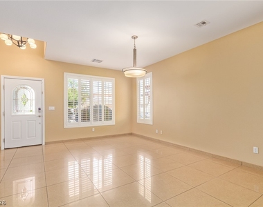 1477 Rancho Ridge Drive - Photo Thumbnail 2