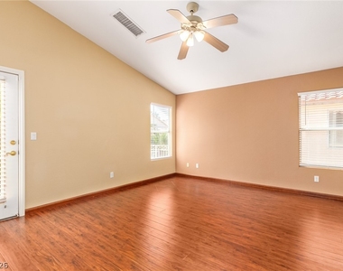 1477 Rancho Ridge Drive - Photo Thumbnail 16
