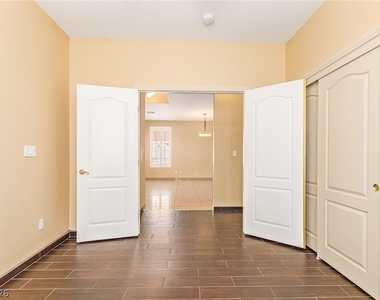 1477 Rancho Ridge Drive - Photo Thumbnail 35