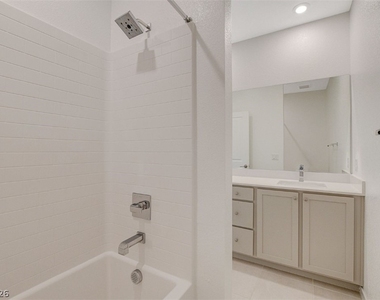 10280 Timberline Valley Avenue - Photo Thumbnail 34