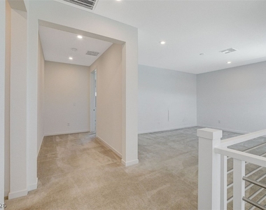10280 Timberline Valley Avenue - Photo Thumbnail 20