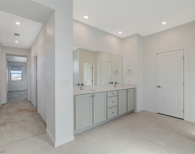 10280 Timberline Valley Avenue - Photo Thumbnail 24