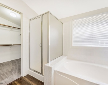 9888 Sparrow Ridge Avenue - Photo Thumbnail 28