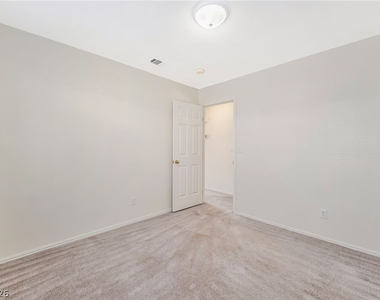 9888 Sparrow Ridge Avenue - Photo Thumbnail 31