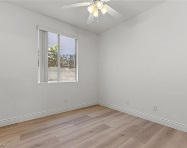 1701 Warrenville Street - Photo Thumbnail 25