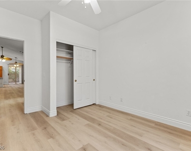 1701 Warrenville Street - Photo Thumbnail 22