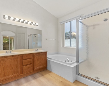 1701 Warrenville Street - Photo Thumbnail 17