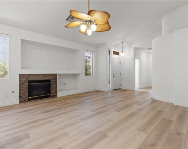1701 Warrenville Street - Photo Thumbnail 6