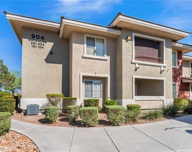 904 Duckhorn Court - Photo Thumbnail 2