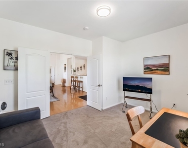 904 Duckhorn Court - Photo Thumbnail 12
