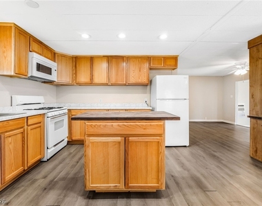 2847 Mammoth Court - Photo Thumbnail 6