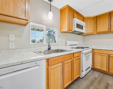 2847 Mammoth Court - Photo Thumbnail 7