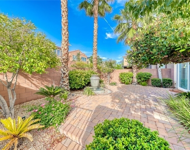 11248 Corsica Mist Avenue - Photo Thumbnail 25