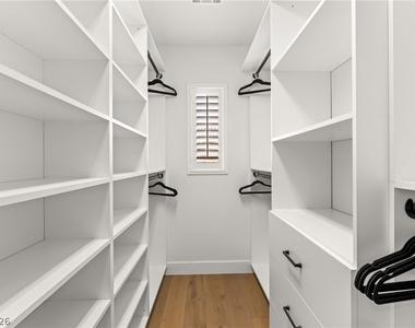 11248 Corsica Mist Avenue - Photo Thumbnail 18