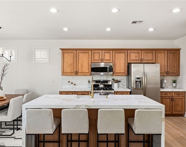 11248 Corsica Mist Avenue - Photo Thumbnail 3