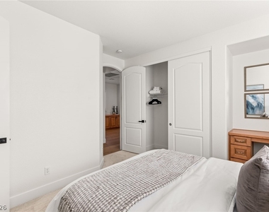 11248 Corsica Mist Avenue - Photo Thumbnail 20