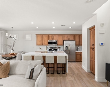 11248 Corsica Mist Avenue - Photo Thumbnail 8