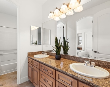 11248 Corsica Mist Avenue - Photo Thumbnail 21