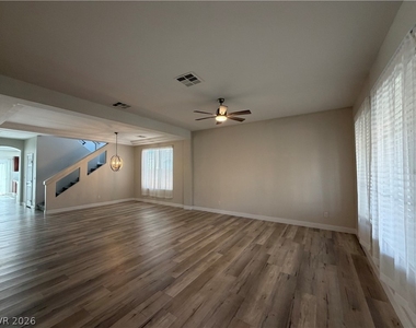 8542 Windsor Run Street - Photo Thumbnail 3