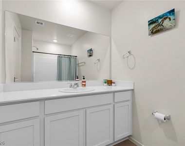 6136 Lily Garden Street - Photo Thumbnail 19