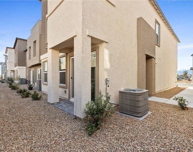 6136 Lily Garden Street - Photo Thumbnail 31
