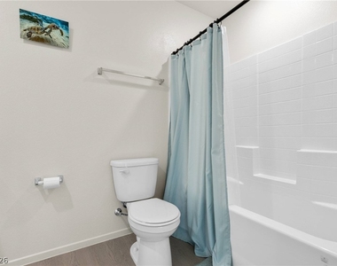 6136 Lily Garden Street - Photo Thumbnail 18