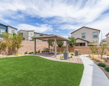 10212 Starlit Canyon Court - Photo Thumbnail 34