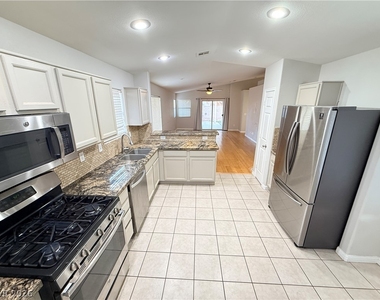 3109 Morning Whisper Drive - Photo Thumbnail 2