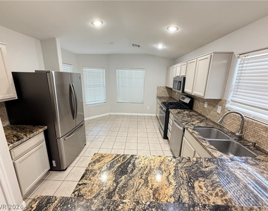 3109 Morning Whisper Drive - Photo Thumbnail 6