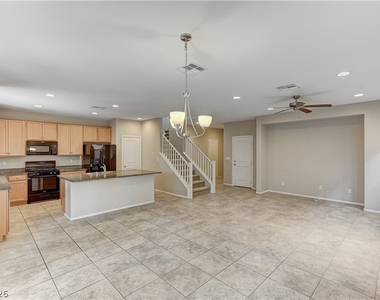 10679 Country Knoll Way - Photo Thumbnail 11