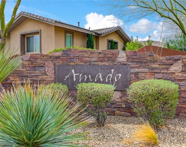 10679 Country Knoll Way - Photo Thumbnail 45