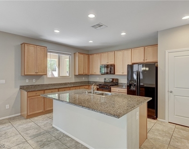 10679 Country Knoll Way - Photo Thumbnail 14