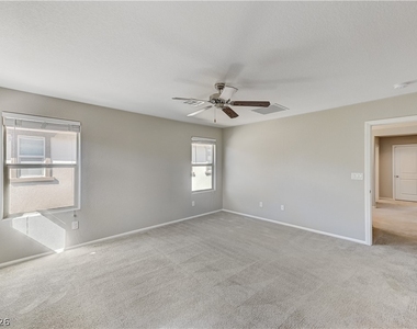 10679 Country Knoll Way - Photo Thumbnail 33