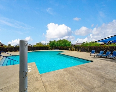 10679 Country Knoll Way - Photo Thumbnail 44
