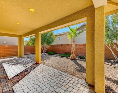 10679 Country Knoll Way - Photo Thumbnail 23