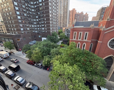 220 East 87th Street - Photo Thumbnail 7