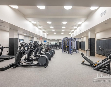 2nd Avenue - Photo Thumbnail 11
