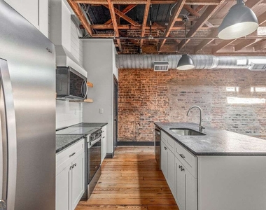 13 Greenville Street - Photo Thumbnail 5