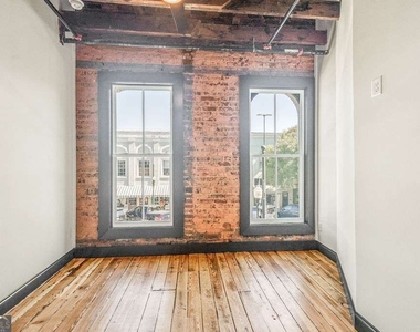 13 Greenville Street - Photo Thumbnail 9