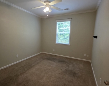 46 Brookview Dr - Photo Thumbnail 15