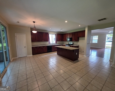 46 Brookview Dr - Photo Thumbnail 4