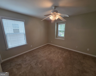 46 Brookview Dr - Photo Thumbnail 18