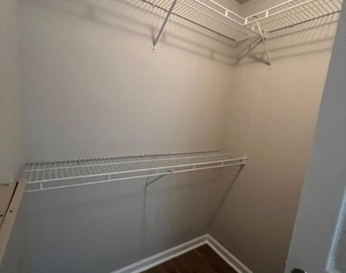 7092 Brookview Way - Photo Thumbnail 14