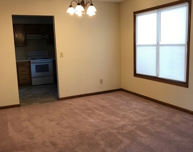 111 Bowmoor Bank - Photo Thumbnail 5