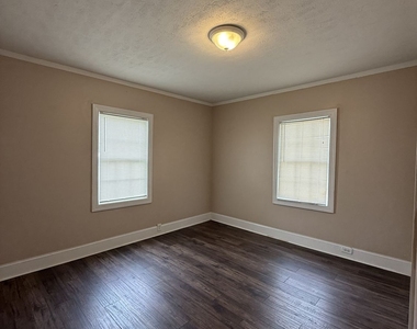 1011 Peek Street Nw - Photo Thumbnail 7