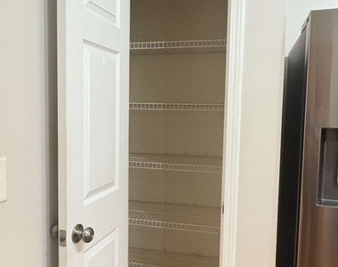 2060 Ellison Way Nw - Photo Thumbnail 5