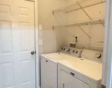 2060 Ellison Way Nw - Photo Thumbnail 20