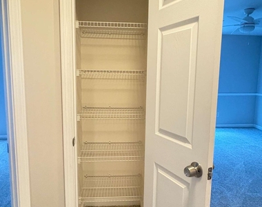 2060 Ellison Way Nw - Photo Thumbnail 19