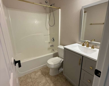 907 Keldron Court - Photo Thumbnail 7