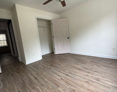 907 Keldron Court - Photo Thumbnail 6